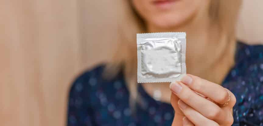 Geschlechtskrankheiten, AIDS, Chlamydien-Infektion, Kondome bieten Schutz