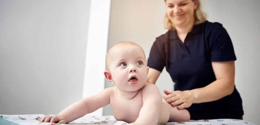 Schrei-Babys Kinder-Osteopathie Komplementärmedizin