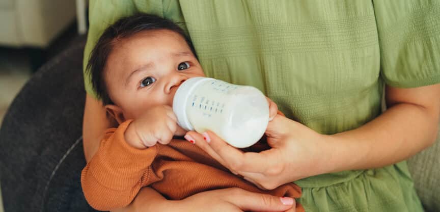 Ernährung für Babys Anfangsmilch Beikost