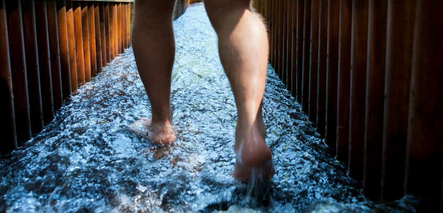 Hydrotherapie Wassertreten Wechselduschen Schenkelguss