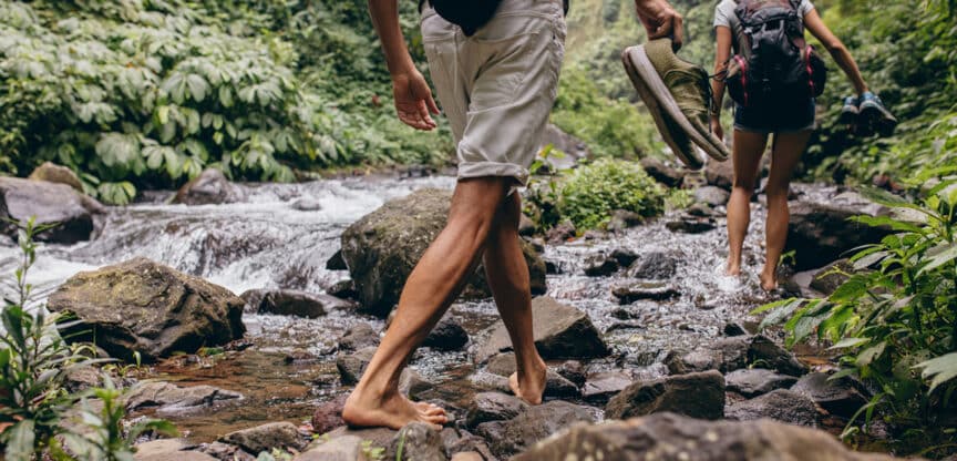 Bewegung Natur Barfußlaufen Serotonin