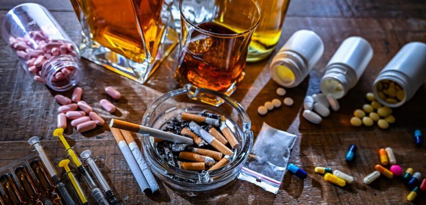 Suchterkrankungen, Alkohol, Medikamente, Cannabis, Heroin, Kokain, Glücksspielen, Einkaufen, Internetsurfen, Sex