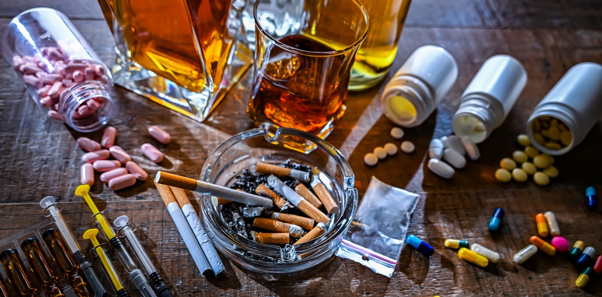 Suchterkrankungen, Alkohol, Medikamente, Cannabis, Heroin, Kokain, Glücksspielen, Einkaufen, Internetsurfen, Sex