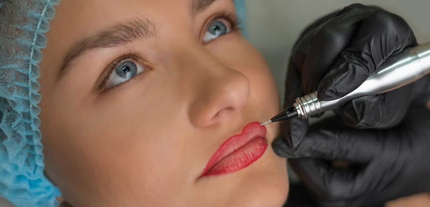 Permanent Make-up Tatoo geschminkt
