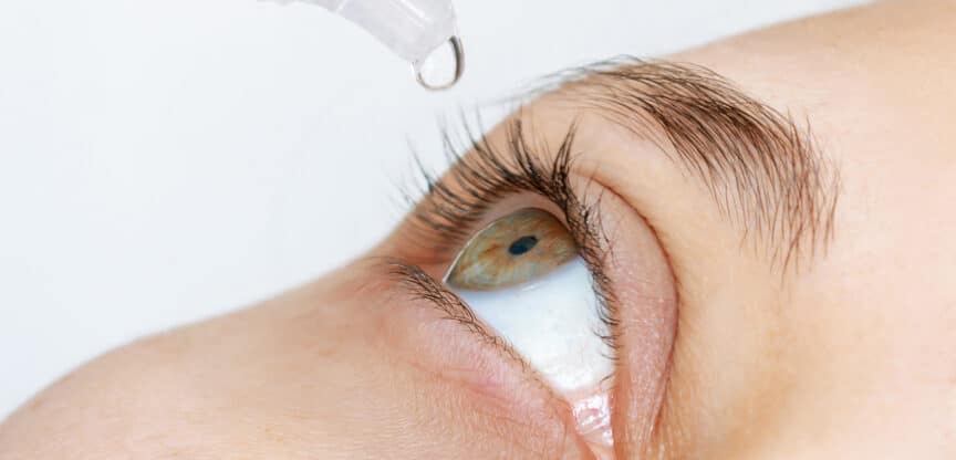 Trockene Augen Reiseapotheke Tränenflüssigkeit