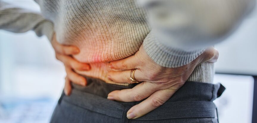 Rueckenschmerzen, Bewegungsapparat, ziehend, stechend, stumpf, Muskeln, Bindegewebe