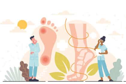 Illustration von Fußsohlen mit markierten Schmerzstellen und medizinischem Fachpersonal zur Darstellung von Fußbeschwerden.